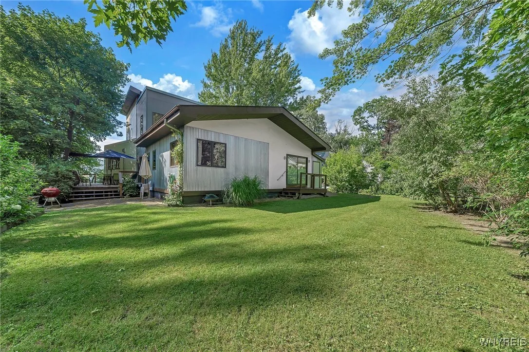 1171 Stewart Avenue, Hanover, New York 14136, Hanover, New York 14136, 4 Bedrooms Bedrooms, 9 Rooms Rooms,3 BathroomsBathrooms,Residential,Closed,1171 Stewart Avenue, Hanover, New York 14136,0,B1621365