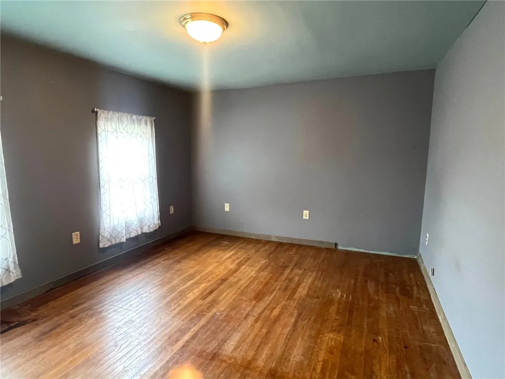 33 East Vanscoter Street, Hornell, New York 14843, Hornell, New York 14843, 3 Bedrooms Bedrooms, 7 Rooms Rooms,2 BathroomsBathrooms,Residential,Closed,33 East Vanscoter Street, Hornell, New York 14843,R1621305