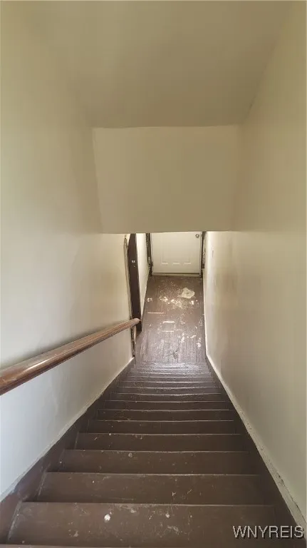 528 Ferry Avenue, Niagara Falls, New York 14301, Niagara Falls, New York 14301, ,Commercial Sale,For Sale,528 Ferry Avenue, Niagara Falls, New York 14301,B1618396