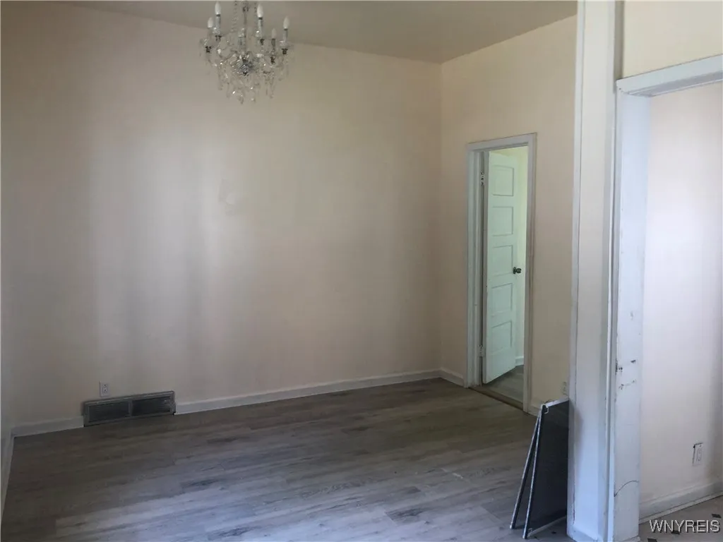 528 Ferry Avenue, Niagara Falls, New York 14301, Niagara Falls, New York 14301, ,Commercial Sale,For Sale,528 Ferry Avenue, Niagara Falls, New York 14301,B1618396