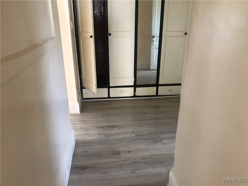 528 Ferry Avenue, Niagara Falls, New York 14301, Niagara Falls, New York 14301, ,Commercial Sale,For Sale,528 Ferry Avenue, Niagara Falls, New York 14301,B1618396