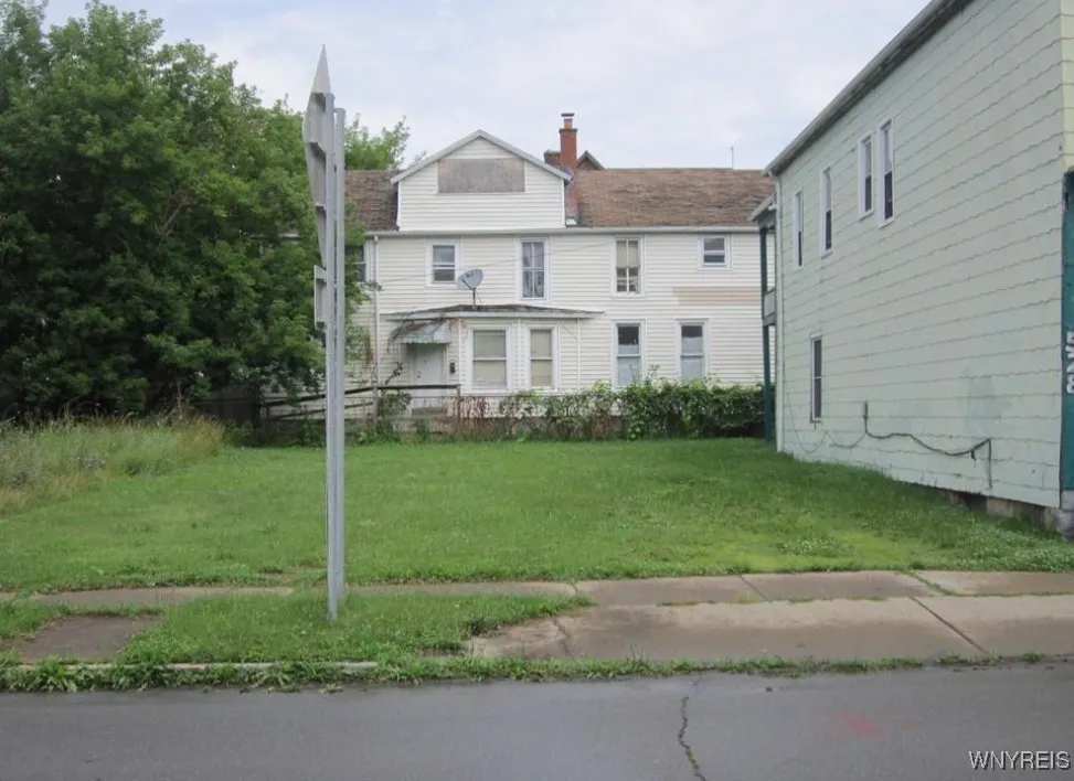 528 Ferry Avenue, Niagara Falls, New York 14301, Niagara Falls, New York 14301, ,Commercial Sale,For Sale,528 Ferry Avenue, Niagara Falls, New York 14301,B1618396