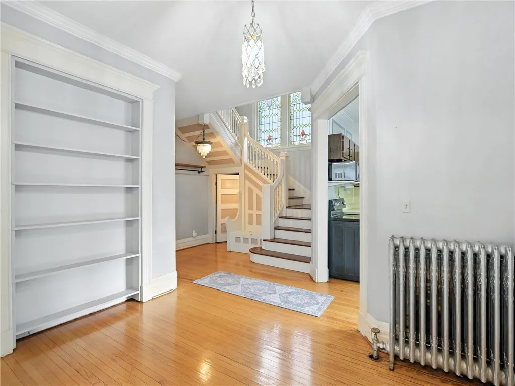 221 Westminster Road, Rochester, New York 14607, Rochester, New York 14607, 2 Bedrooms Bedrooms, 5 Rooms Rooms,1 BathroomBathrooms,Residential Lease,Closed,221 Westminster Road, Rochester, New York 14607,R1621117