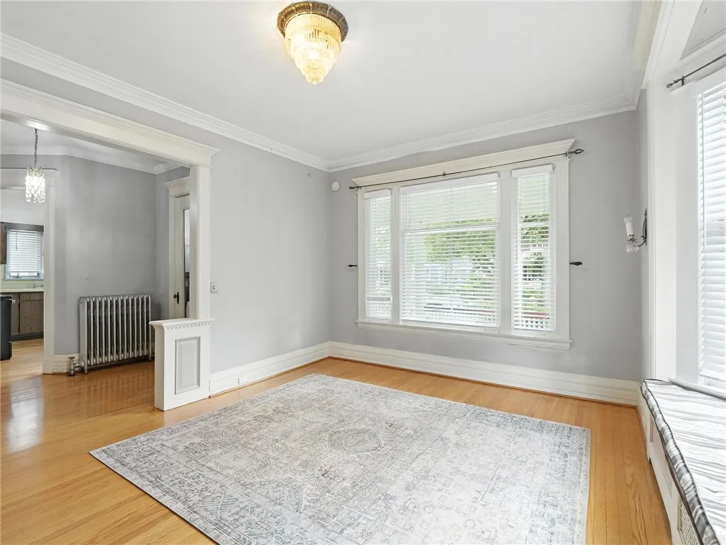 221 Westminster Road, Rochester, New York 14607, Rochester, New York 14607, 2 Bedrooms Bedrooms, 5 Rooms Rooms,1 BathroomBathrooms,Residential Lease,Closed,221 Westminster Road, Rochester, New York 14607,R1621117