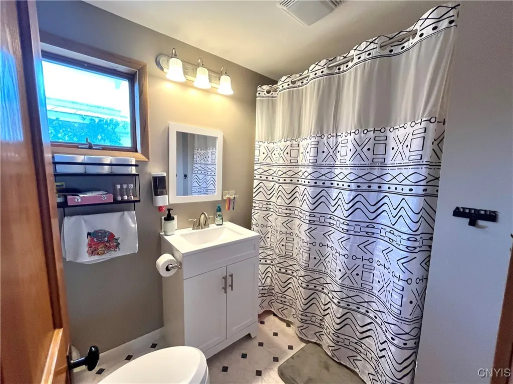 66 North Gordon Street, Gouverneur, New York 13642, Gouverneur, New York 13642, 5 Bedrooms Bedrooms, 7 Rooms Rooms,2 BathroomsBathrooms,Residential,Closed,66 North Gordon Street, Gouverneur, New York 13642,0,S1621445