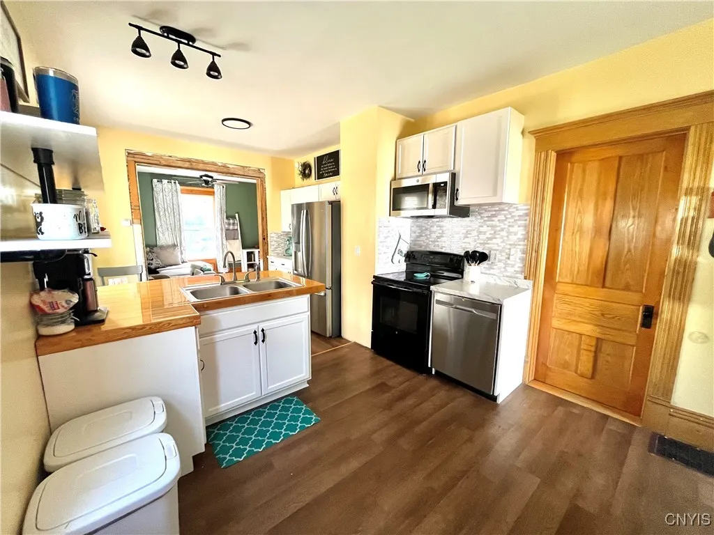 66 North Gordon Street, Gouverneur, New York 13642, Gouverneur, New York 13642, 5 Bedrooms Bedrooms, 7 Rooms Rooms,2 BathroomsBathrooms,Residential,For Sale,66 North Gordon Street, Gouverneur, New York 13642,S1621445