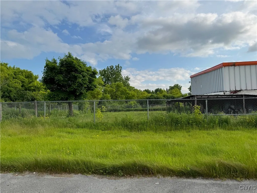 22252 Us Route 11, Watertown Town, New York 13601, Watertown Town, New York 13601, ,Commercial Lease,For Rent,22252 Us Route 11, Watertown Town, New York 13601,S1621605