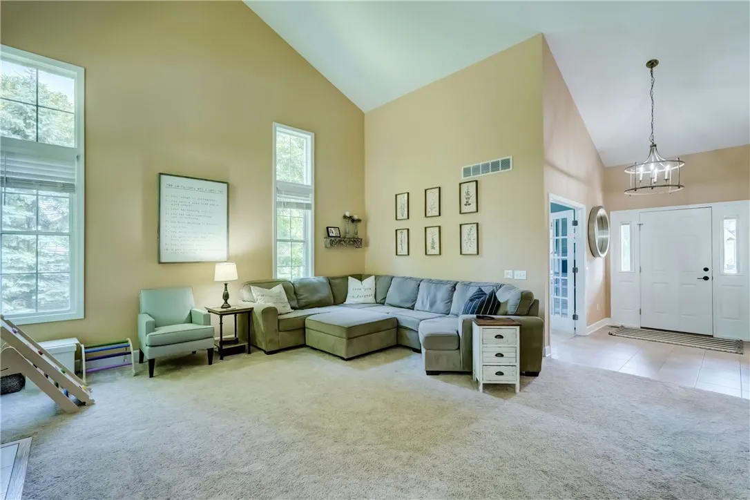 906 Lothario Circle, Webster, New York 14580, Webster, New York 14580, 3 Bedrooms Bedrooms, 8 Rooms Rooms,2 BathroomsBathrooms,Residential,Closed,906 Lothario Circle, Webster, New York 14580,0,R1619036