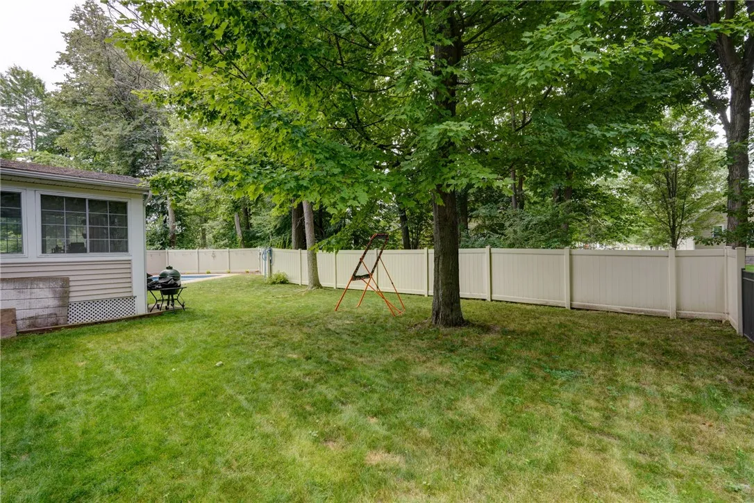 906 Lothario Circle, Webster, New York 14580, Webster, New York 14580, 3 Bedrooms Bedrooms, 8 Rooms Rooms,2 BathroomsBathrooms,Residential,Closed,906 Lothario Circle, Webster, New York 14580,0,R1619036