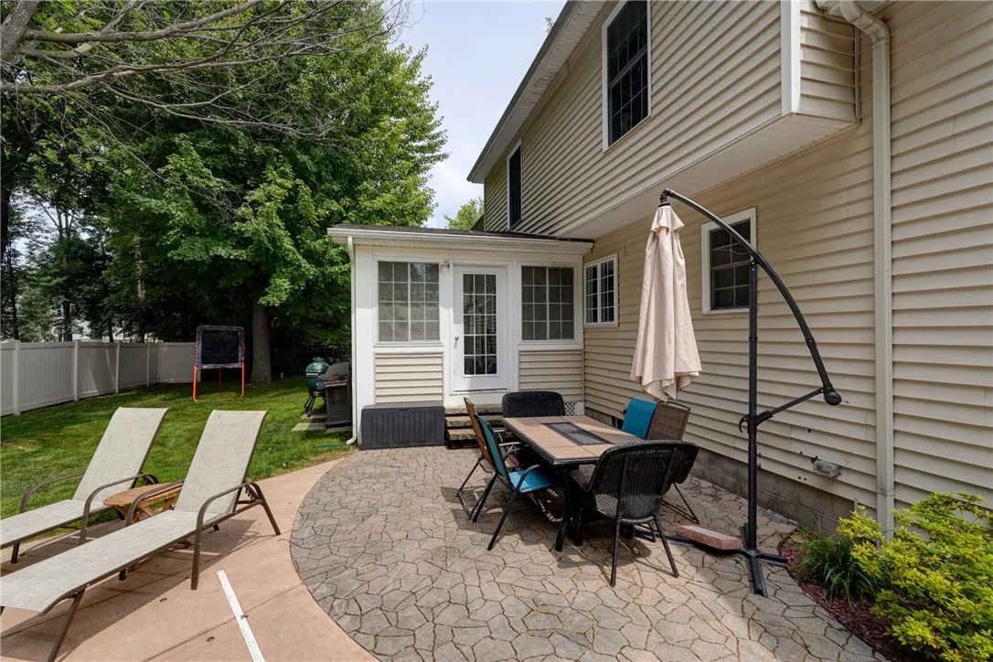 906 Lothario Circle, Webster, New York 14580, Webster, New York 14580, 3 Bedrooms Bedrooms, 8 Rooms Rooms,2 BathroomsBathrooms,Residential,Closed,906 Lothario Circle, Webster, New York 14580,0,R1619036