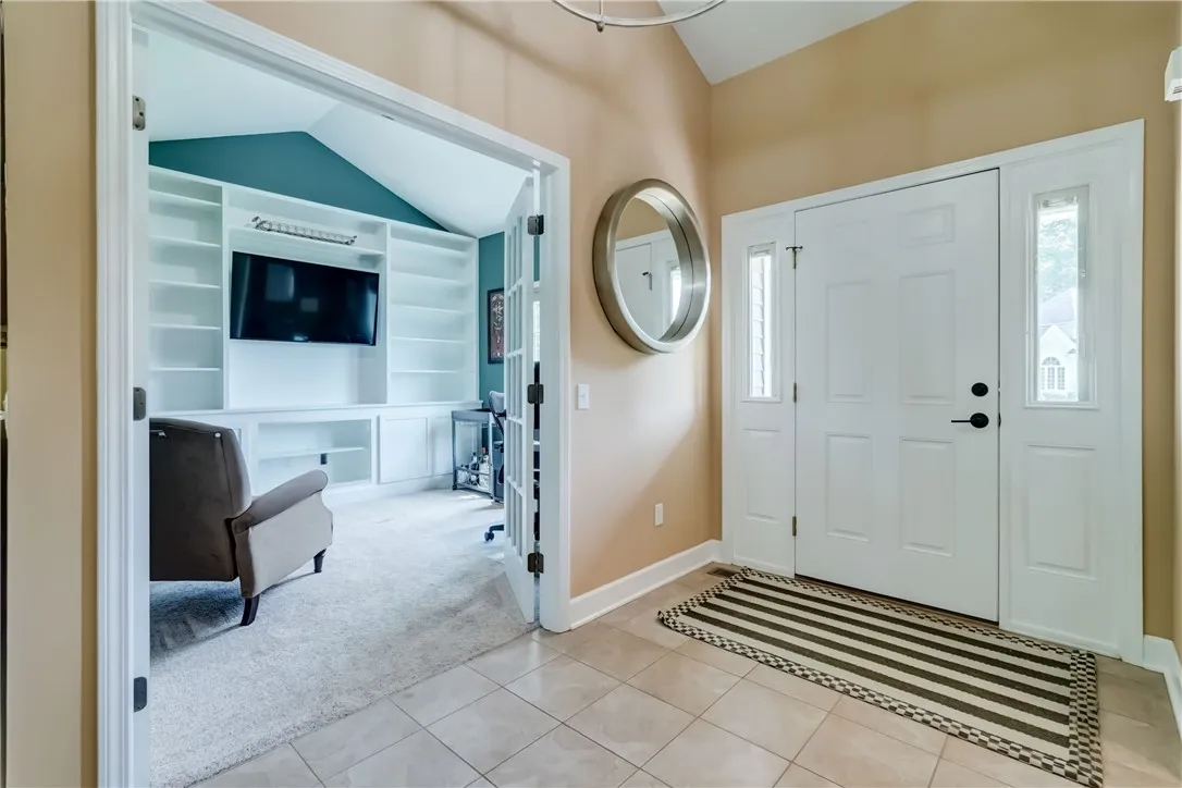 906 Lothario Circle, Webster, New York 14580, Webster, New York 14580, 3 Bedrooms Bedrooms, 8 Rooms Rooms,2 BathroomsBathrooms,Residential,Closed,906 Lothario Circle, Webster, New York 14580,0,R1619036