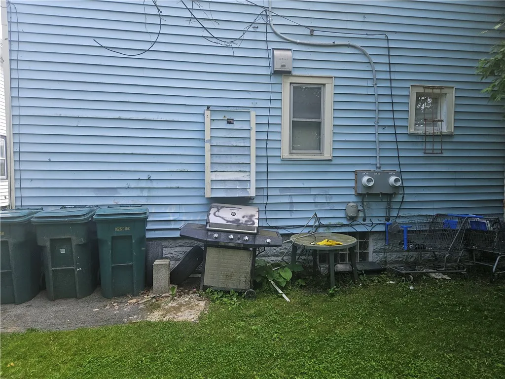 16 Seabrook St Street 2, Rochester, New York 14621, Rochester, New York 14621, 4 Bedrooms Bedrooms, ,2 BathroomsBathrooms,Residential,For Sale,16 Seabrook St Street 2, Rochester, New York 14621,R1620498