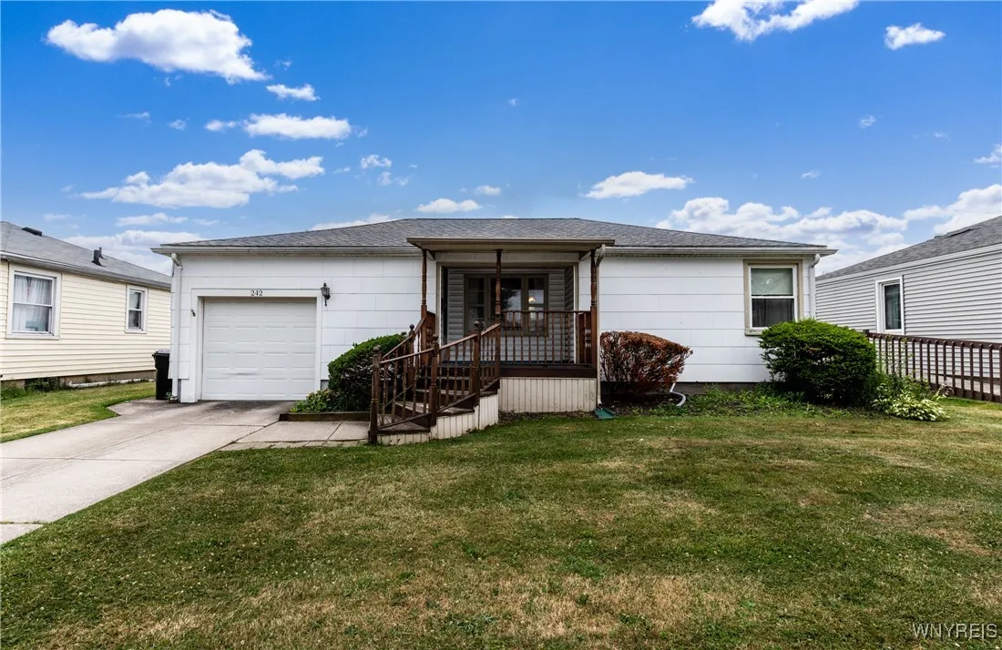 242 Homewood Avenue, Tonawanda, New York 14217, Tonawanda, New York 14217, 2 Bedrooms Bedrooms, 4 Rooms Rooms,1 BathroomBathrooms,Residential,Closed,242 Homewood Avenue, Tonawanda, New York 14217,0,B1620933
