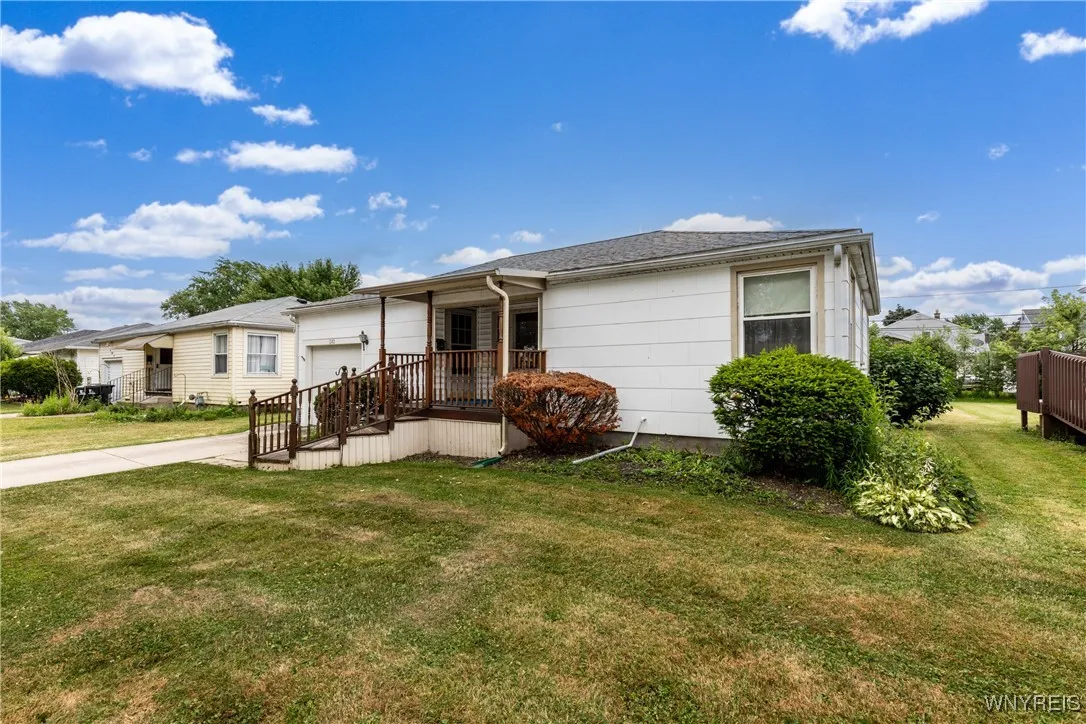 242 Homewood Avenue, Tonawanda, New York 14217, Tonawanda, New York 14217, 2 Bedrooms Bedrooms, 4 Rooms Rooms,1 BathroomBathrooms,Residential,Closed,242 Homewood Avenue, Tonawanda, New York 14217,0,B1620933