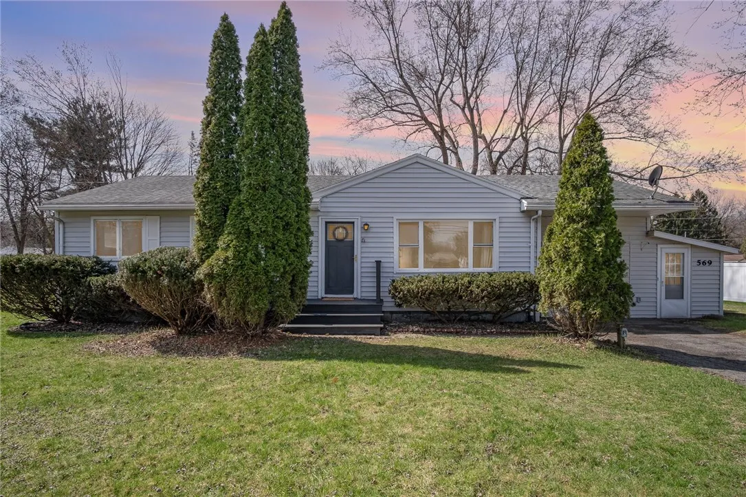 569 Marsh Road, Pittsford, New York 14534, Pittsford, New York 14534, 3 Bedrooms Bedrooms, 6 Rooms Rooms,2 BathroomsBathrooms,Residential,Closed,569 Marsh Road, Pittsford, New York 14534,0,R1619033