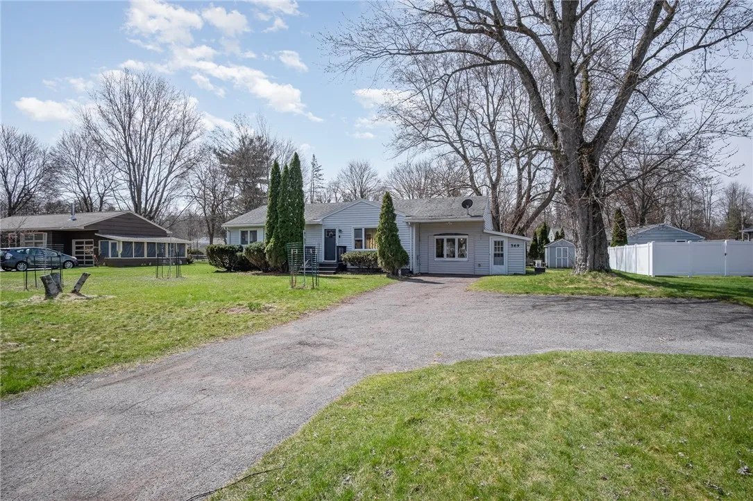 569 Marsh Road, Pittsford, New York 14534, Pittsford, New York 14534, 3 Bedrooms Bedrooms, 6 Rooms Rooms,2 BathroomsBathrooms,Residential,Closed,569 Marsh Road, Pittsford, New York 14534,0,R1619033