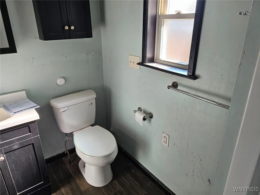 18 Catherine Street, Oswego, New York 13126, Oswego, New York 13126, 2 Bedrooms Bedrooms, 6 Rooms Rooms,1 BathroomBathrooms,Residential,For Sale,18 Catherine Street, Oswego, New York 13126,B1621009