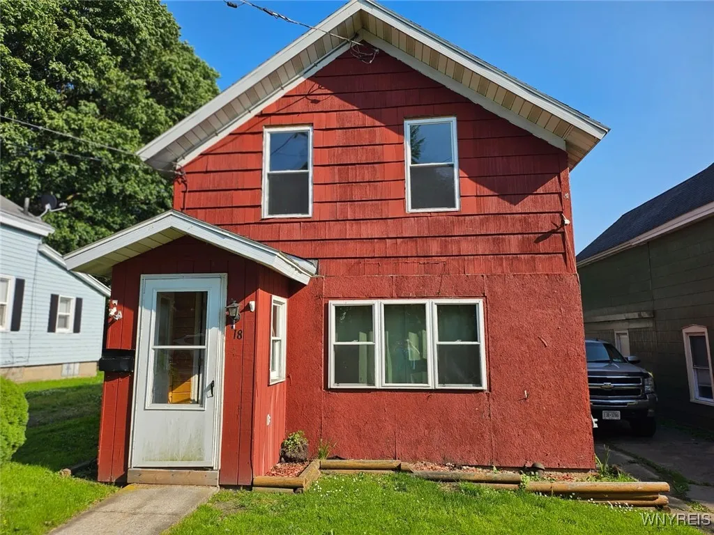 18 Catherine Street, Oswego, New York 13126, Oswego, New York 13126, 2 Bedrooms Bedrooms, 6 Rooms Rooms,1 BathroomBathrooms,Residential,For Sale,18 Catherine Street, Oswego, New York 13126,B1621009