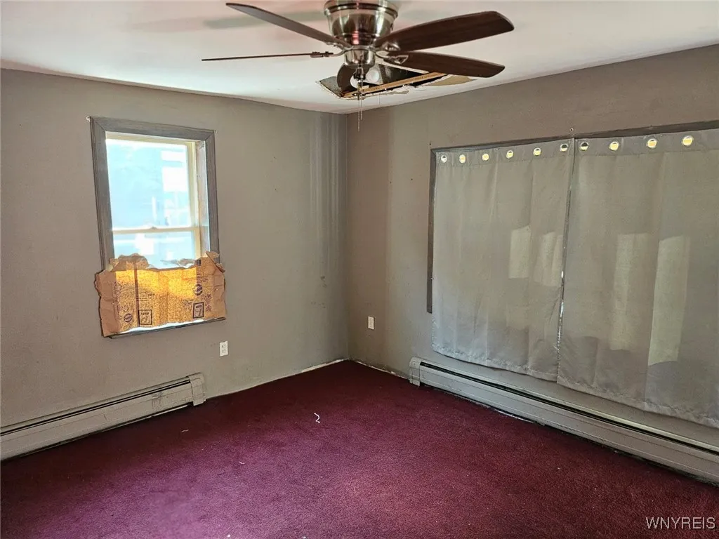 18 Catherine Street, Oswego, New York 13126, Oswego, New York 13126, 2 Bedrooms Bedrooms, 6 Rooms Rooms,1 BathroomBathrooms,Residential,For Sale,18 Catherine Street, Oswego, New York 13126,B1621009