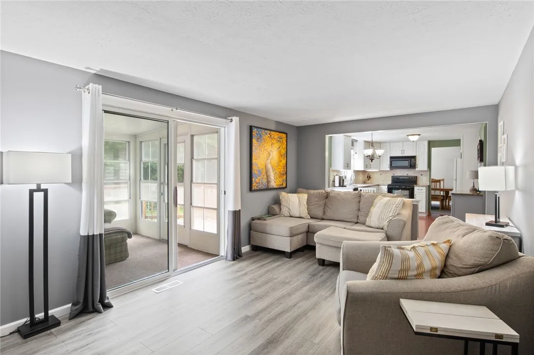 46 Meadowlark Drive, Penfield, New York 14526, Penfield, New York 14526, 3 Bedrooms Bedrooms, 9 Rooms Rooms,1 BathroomBathrooms,Residential,Closed,46 Meadowlark Drive, Penfield, New York 14526,R1621273
