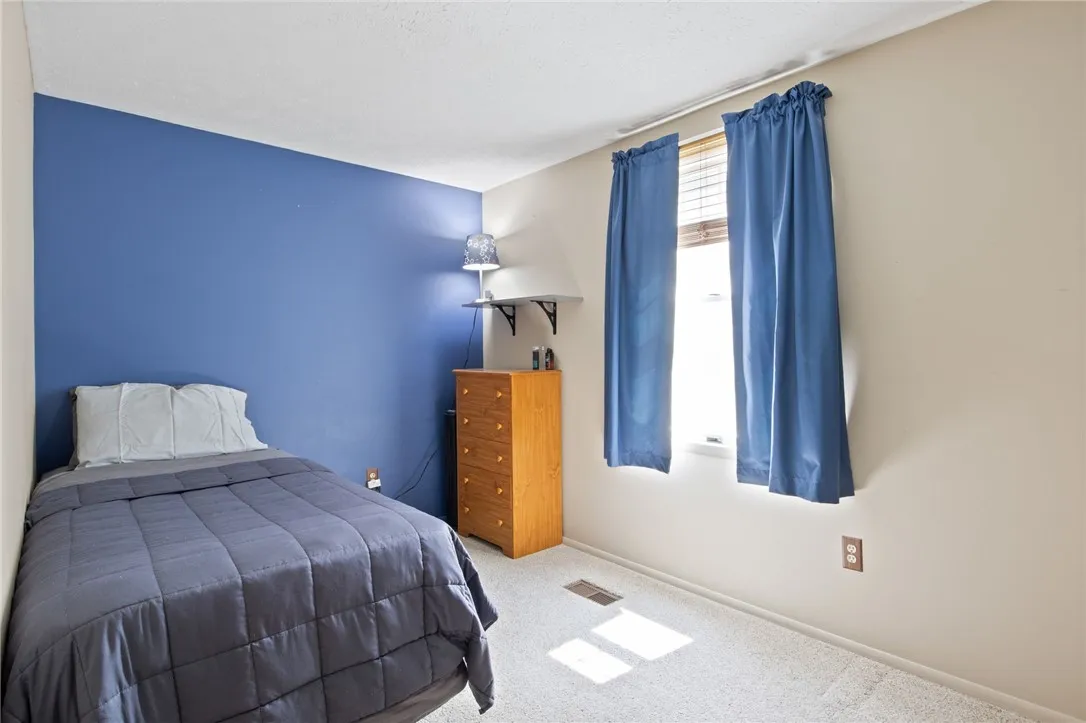 46 Meadowlark Drive, Penfield, New York 14526, Penfield, New York 14526, 3 Bedrooms Bedrooms, 9 Rooms Rooms,1 BathroomBathrooms,Residential,Closed,46 Meadowlark Drive, Penfield, New York 14526,R1621273