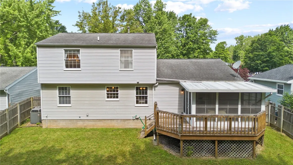 46 Meadowlark Drive, Penfield, New York 14526, Penfield, New York 14526, 3 Bedrooms Bedrooms, 9 Rooms Rooms,1 BathroomBathrooms,Residential,Closed,46 Meadowlark Drive, Penfield, New York 14526,R1621273