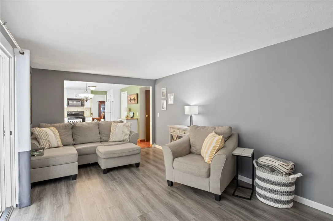 46 Meadowlark Drive, Penfield, New York 14526, Penfield, New York 14526, 3 Bedrooms Bedrooms, 9 Rooms Rooms,1 BathroomBathrooms,Residential,Closed,46 Meadowlark Drive, Penfield, New York 14526,R1621273