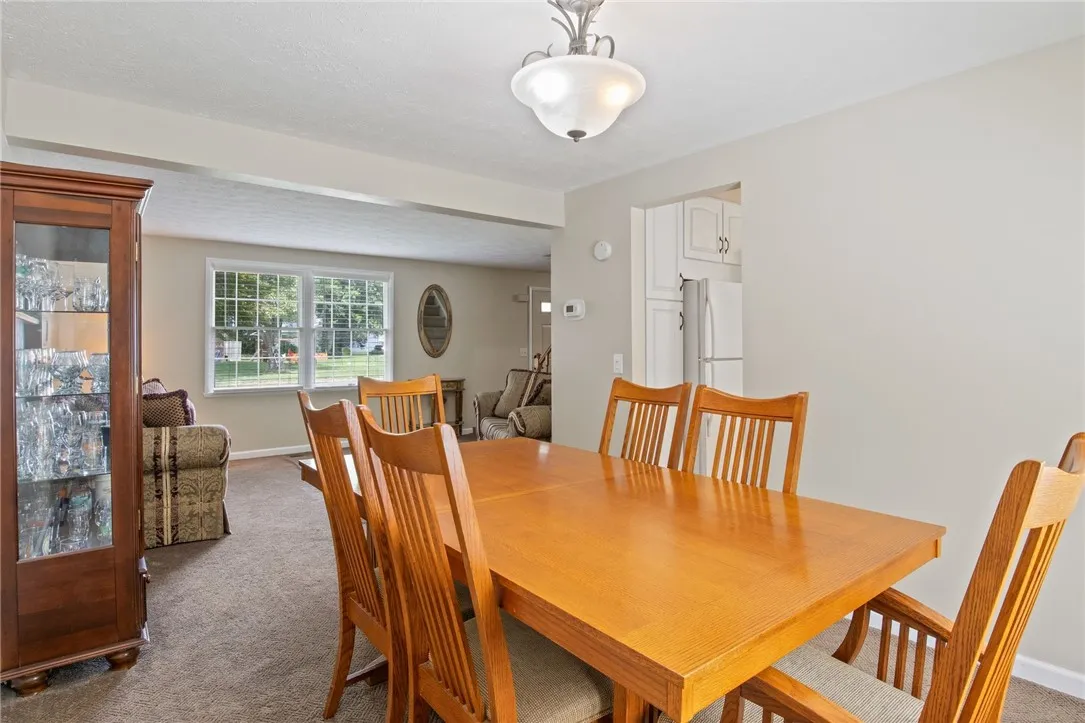 46 Meadowlark Drive, Penfield, New York 14526, Penfield, New York 14526, 3 Bedrooms Bedrooms, 9 Rooms Rooms,1 BathroomBathrooms,Residential,Closed,46 Meadowlark Drive, Penfield, New York 14526,R1621273