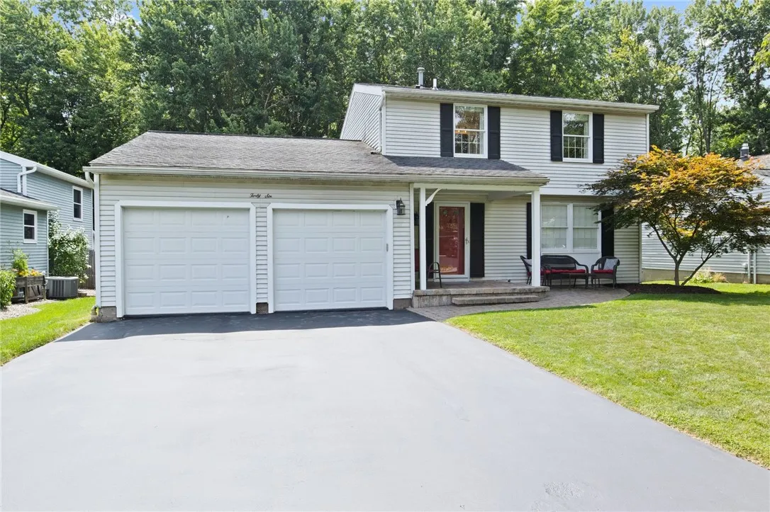 46 Meadowlark Drive, Penfield, New York 14526, Penfield, New York 14526, 3 Bedrooms Bedrooms, 9 Rooms Rooms,1 BathroomBathrooms,Residential,Closed,46 Meadowlark Drive, Penfield, New York 14526,R1621273