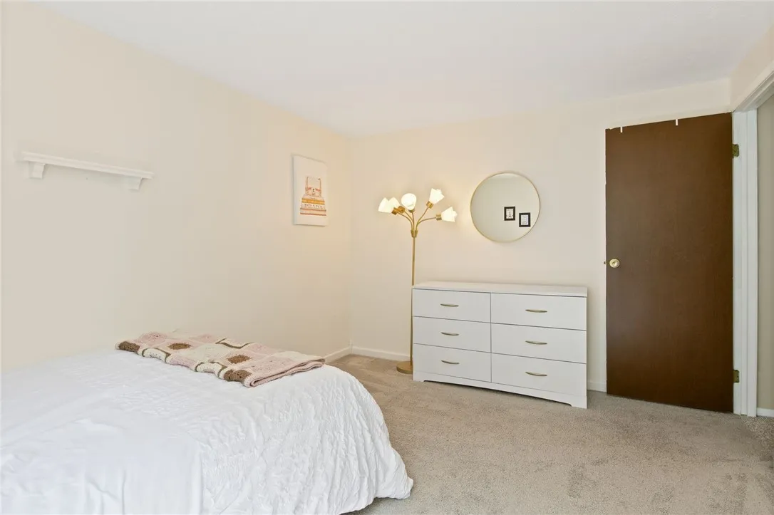 46 Meadowlark Drive, Penfield, New York 14526, Penfield, New York 14526, 3 Bedrooms Bedrooms, 9 Rooms Rooms,1 BathroomBathrooms,Residential,Closed,46 Meadowlark Drive, Penfield, New York 14526,R1621273