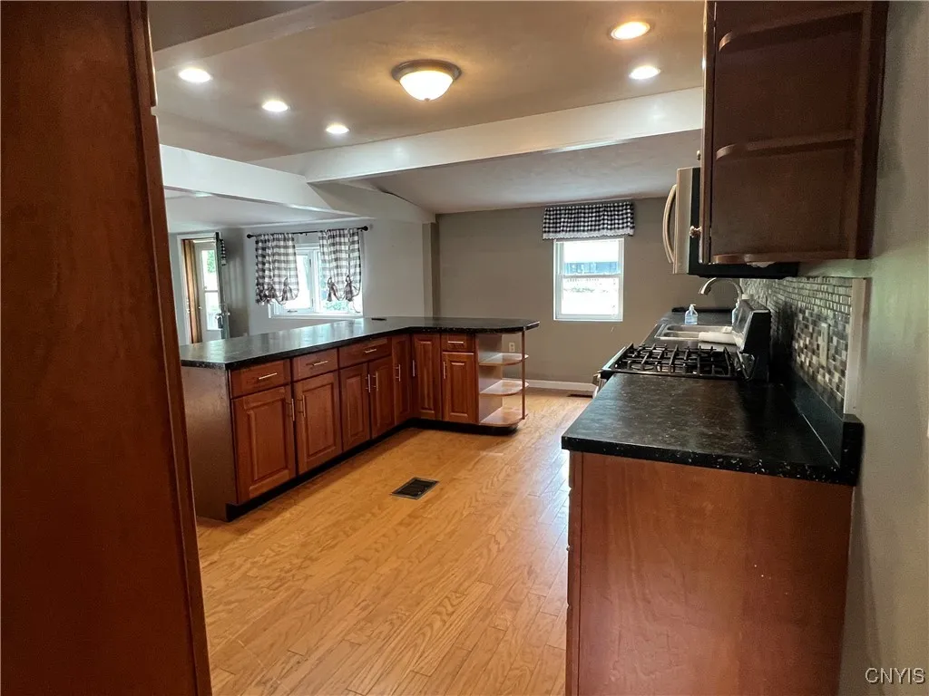 19 Beech Drive, Scriba, New York 13126, Scriba, New York 13126, 3 Bedrooms Bedrooms, 7 Rooms Rooms,1 BathroomBathrooms,Residential,For Sale,19 Beech Drive, Scriba, New York 13126,S1621024