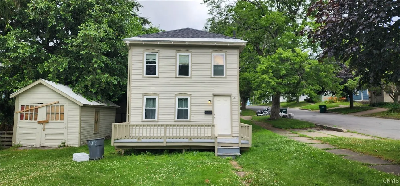127 W Schuyler, Oswego, New York 13126, Oswego, New York 13126, 4 Bedrooms Bedrooms, 5 Rooms Rooms,1 BathroomBathrooms,Residential Lease,For Rent,127 W Schuyler, Oswego, New York 13126,S1621626