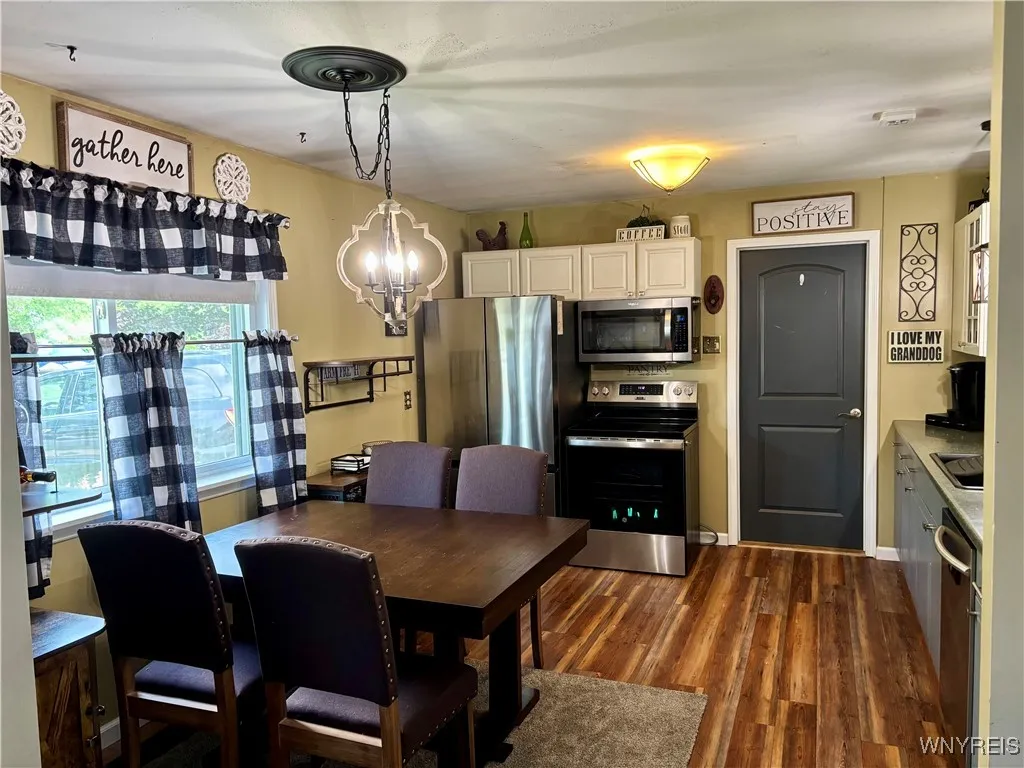 151 Avon Road, Tonawanda, New York 14150, Tonawanda, New York 14150, 3 Bedrooms Bedrooms, 7 Rooms Rooms,1 BathroomBathrooms,Residential,For Sale,151 Avon Road, Tonawanda, New York 14150,B1621282