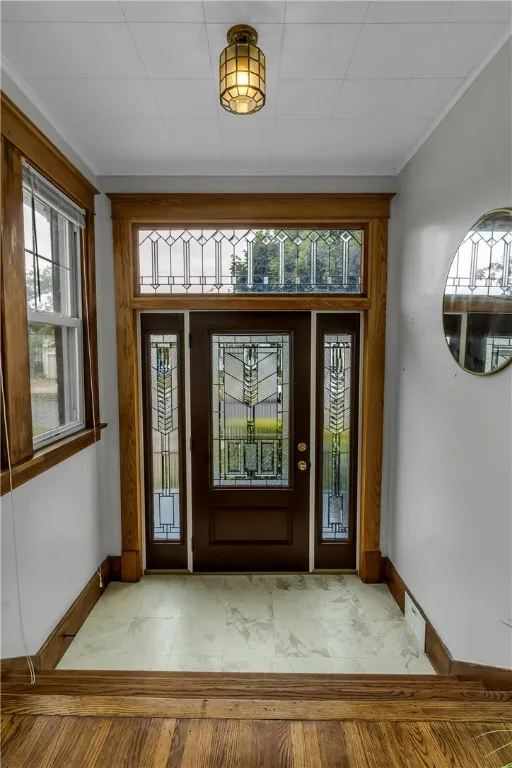 FOYER