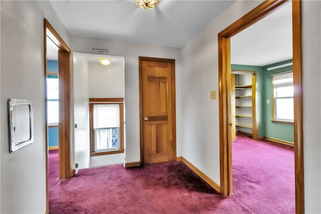 2ND FLOOR LANDING