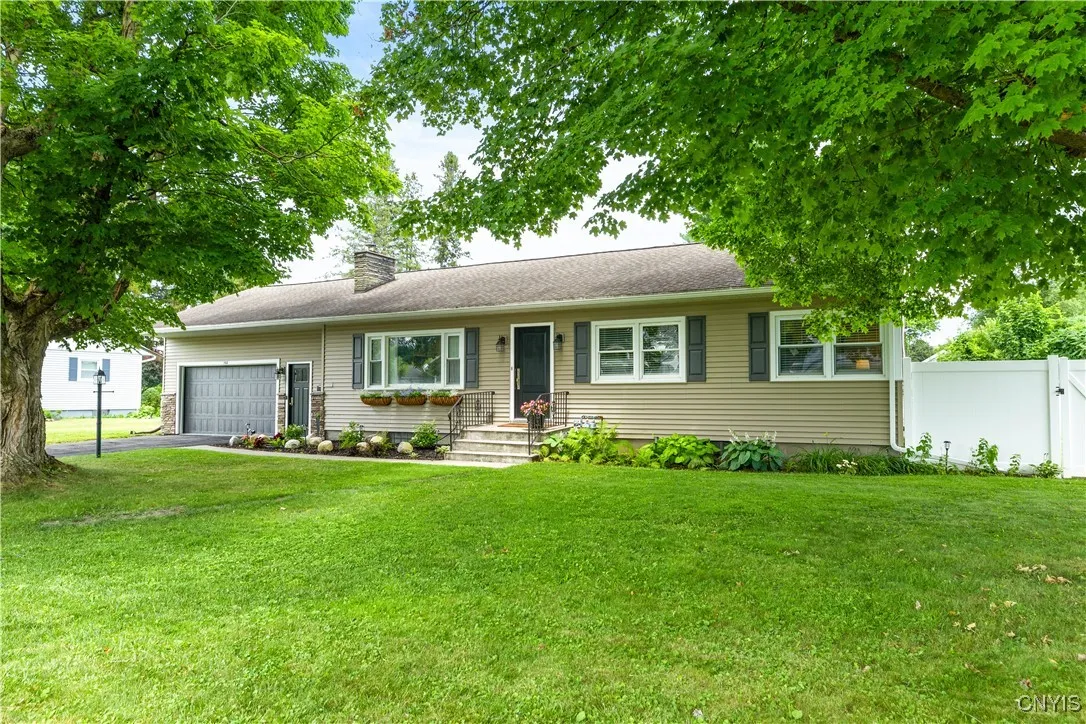102 West Rand Street, German Flatts, New York 1335, German Flatts, New York 13357, 3 Bedrooms Bedrooms, 7 Rooms Rooms,1 BathroomBathrooms,Residential,Closed,102 West Rand Street, German Flatts, New York 1335,0,S1621581