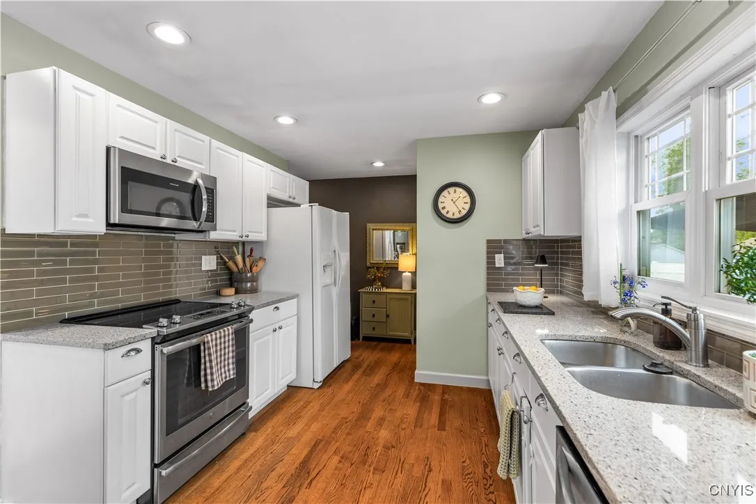 102 West Rand Street, German Flatts, New York 1335, German Flatts, New York 13357, 3 Bedrooms Bedrooms, 7 Rooms Rooms,1 BathroomBathrooms,Residential,Closed,102 West Rand Street, German Flatts, New York 1335,0,S1621581