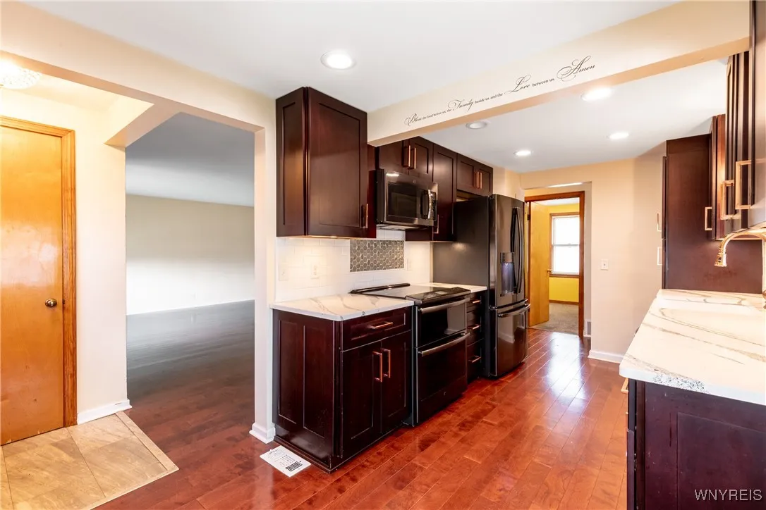 70 Gail Avenue, Buffalo, New York 14215, Buffalo, New York 14215, 4 Bedrooms Bedrooms, 8 Rooms Rooms,1 BathroomBathrooms,Residential,For Sale,70 Gail Avenue, Buffalo, New York 14215,B1621109