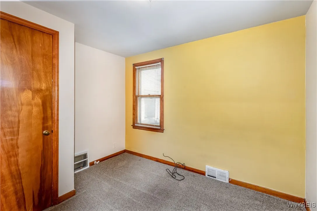 70 Gail Avenue, Buffalo, New York 14215, Buffalo, New York 14215, 4 Bedrooms Bedrooms, 8 Rooms Rooms,1 BathroomBathrooms,Residential,For Sale,70 Gail Avenue, Buffalo, New York 14215,B1621109