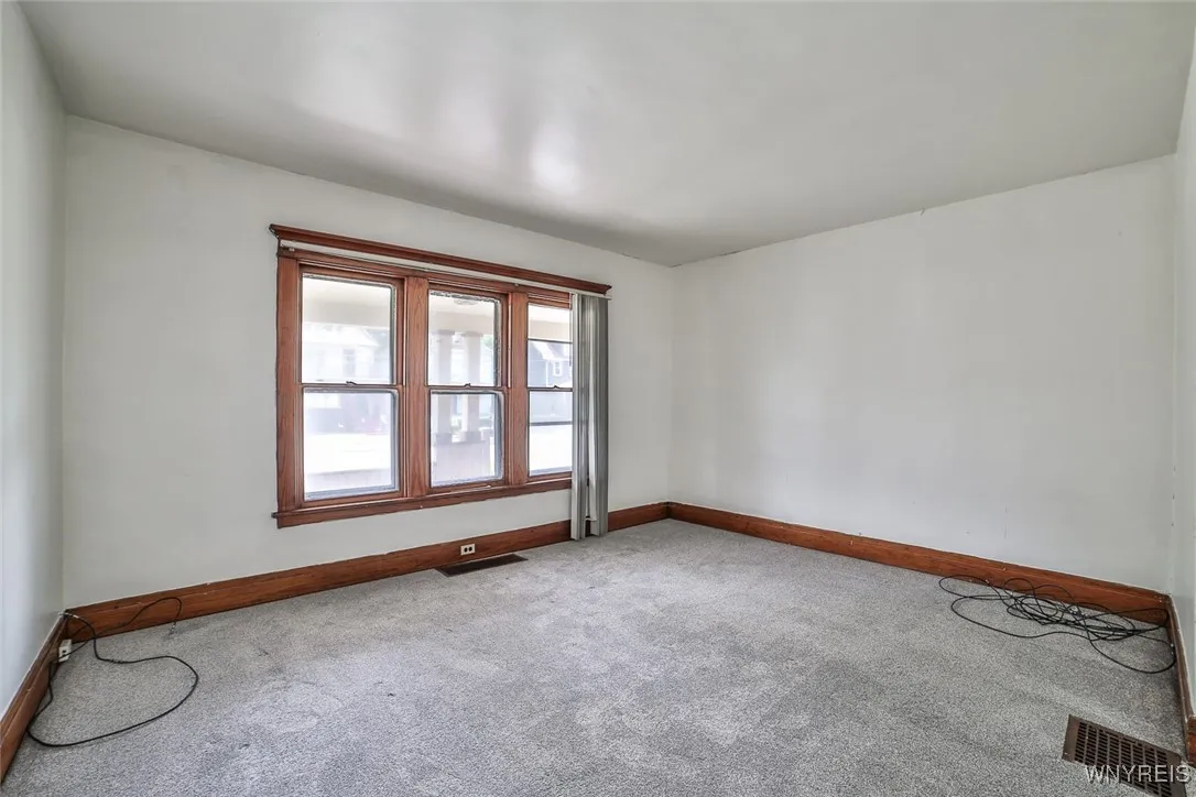 316 Wyoming Avenue, Buffalo, New York 14215, Buffalo, New York 14215, 3 Bedrooms Bedrooms, 7 Rooms Rooms,1 BathroomBathrooms,Residential,For Sale,316 Wyoming Avenue, Buffalo, New York 14215,B1621374