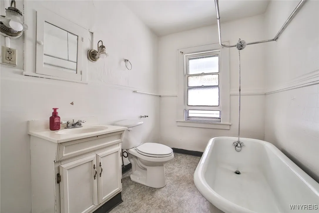 316 Wyoming Avenue, Buffalo, New York 14215, Buffalo, New York 14215, 3 Bedrooms Bedrooms, 7 Rooms Rooms,1 BathroomBathrooms,Residential,For Sale,316 Wyoming Avenue, Buffalo, New York 14215,B1621374