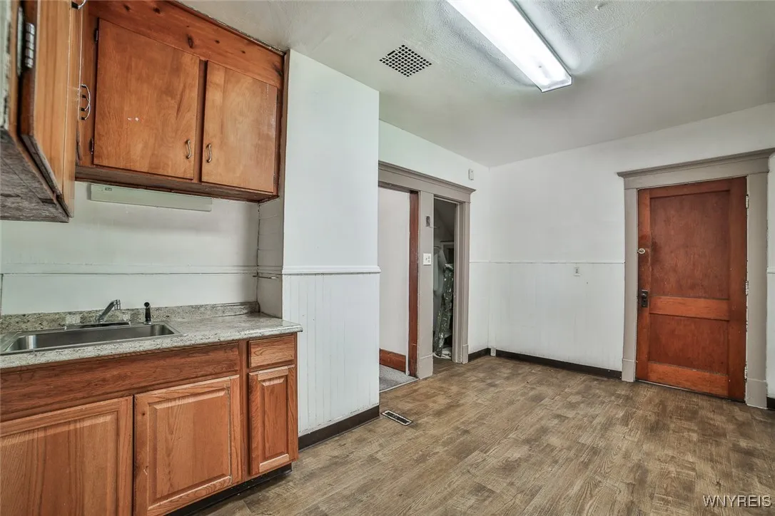 316 Wyoming Avenue, Buffalo, New York 14215, Buffalo, New York 14215, 3 Bedrooms Bedrooms, 7 Rooms Rooms,1 BathroomBathrooms,Residential,For Sale,316 Wyoming Avenue, Buffalo, New York 14215,B1621374