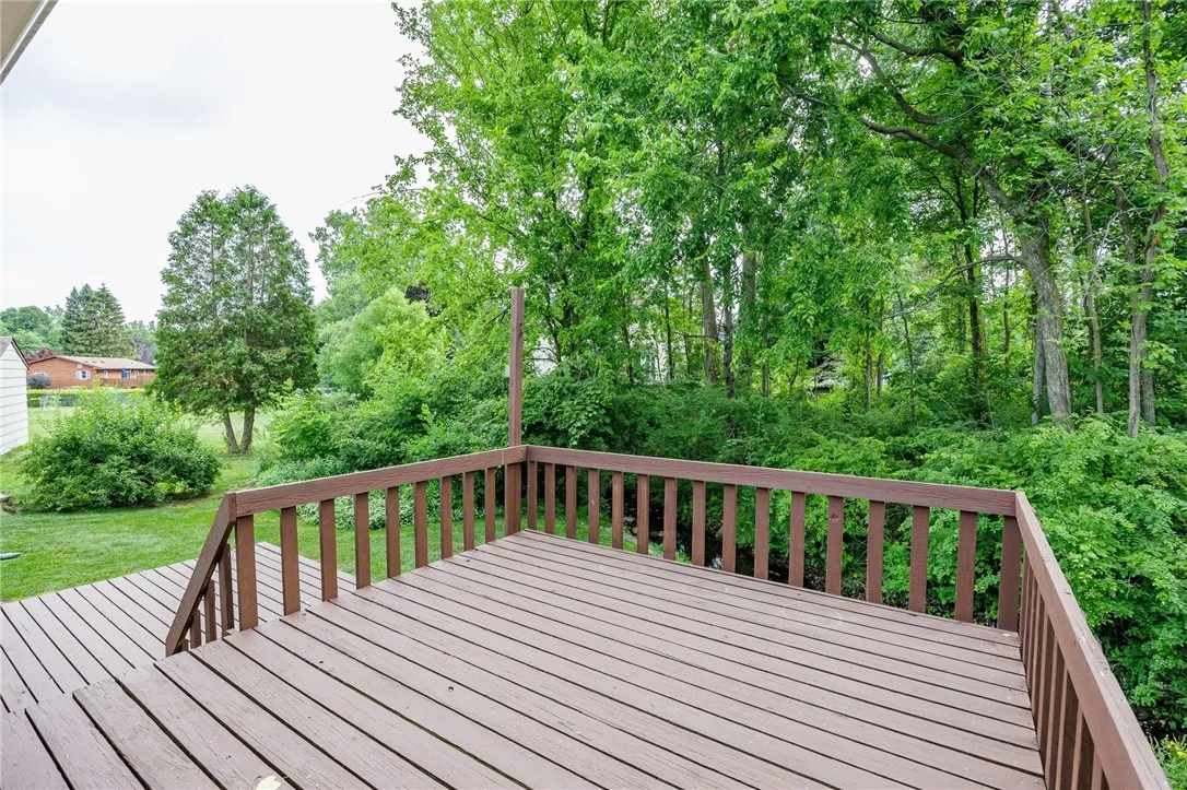 668 Willow Lane, Webster, New York 14580, Webster, New York 14580, 3 Bedrooms Bedrooms, 6 Rooms Rooms,2 BathroomsBathrooms,Residential,For Sale,668 Willow Lane, Webster, New York 14580,R1621269