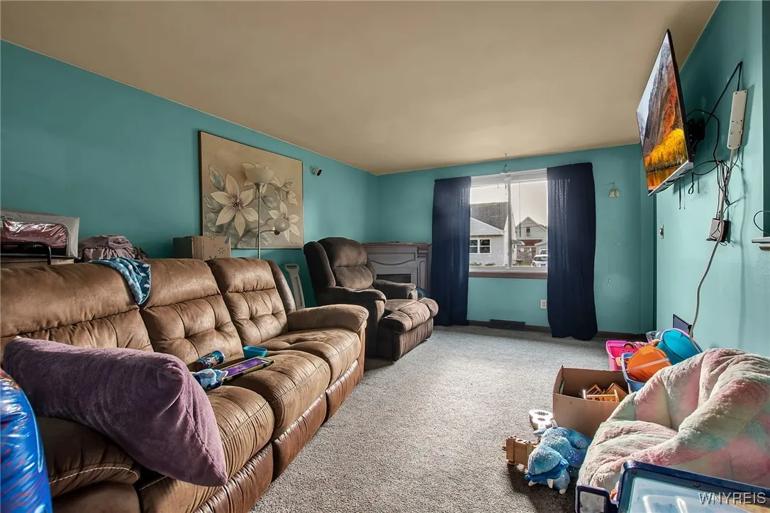 280 Currier Avenue, Cheektowaga, New York 14212, Cheektowaga, New York 14212, 2 Bedrooms Bedrooms, 5 Rooms Rooms,1 BathroomBathrooms,Residential,For Sale,280 Currier Avenue, Cheektowaga, New York 14212,B1620338