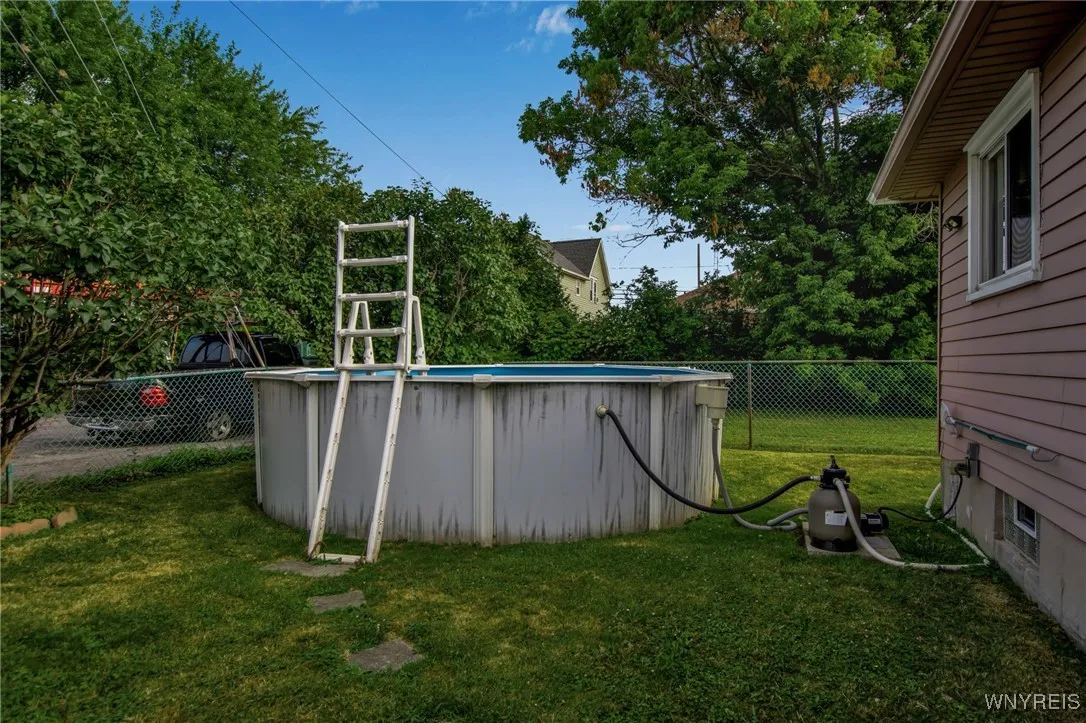 280 Currier Avenue, Cheektowaga, New York 14212, Cheektowaga, New York 14212, 2 Bedrooms Bedrooms, 5 Rooms Rooms,1 BathroomBathrooms,Residential,For Sale,280 Currier Avenue, Cheektowaga, New York 14212,B1620338