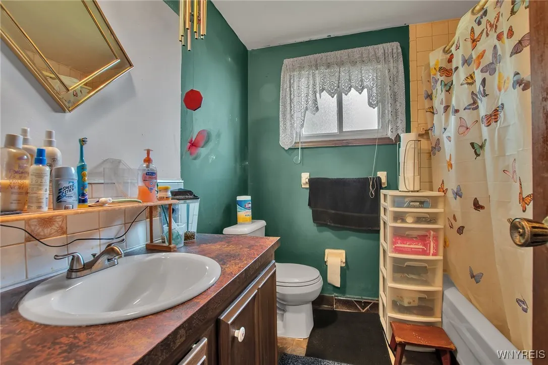 280 Currier Avenue, Cheektowaga, New York 14212, Cheektowaga, New York 14212, 2 Bedrooms Bedrooms, 5 Rooms Rooms,1 BathroomBathrooms,Residential,For Sale,280 Currier Avenue, Cheektowaga, New York 14212,B1620338