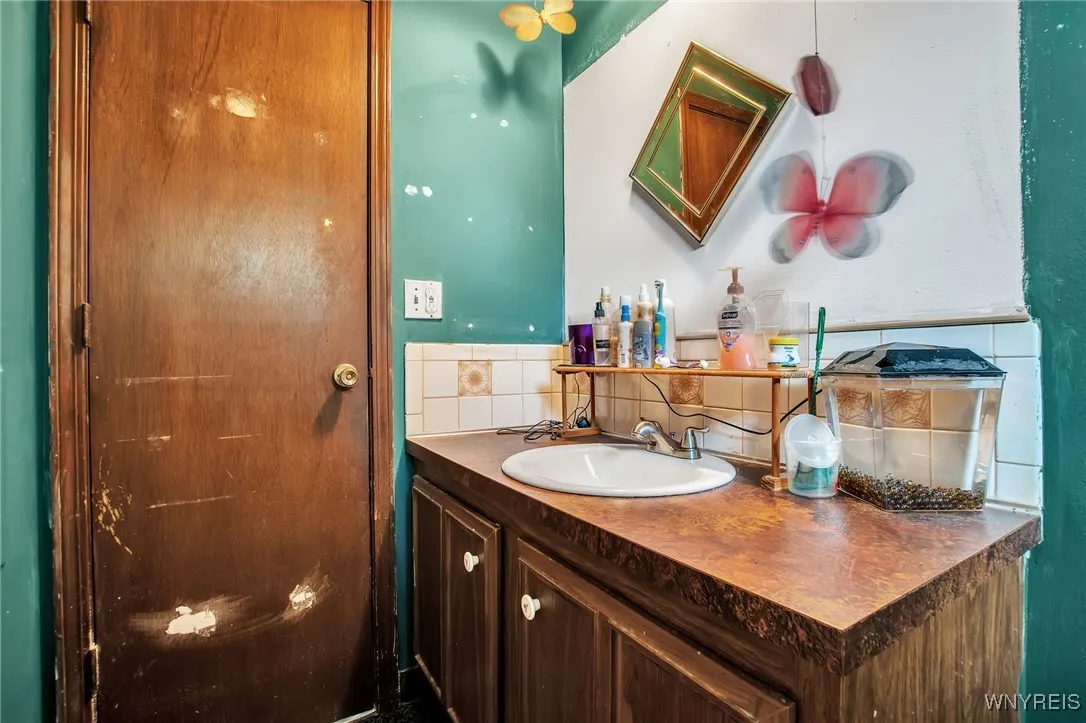 280 Currier Avenue, Cheektowaga, New York 14212, Cheektowaga, New York 14212, 2 Bedrooms Bedrooms, 5 Rooms Rooms,1 BathroomBathrooms,Residential,For Sale,280 Currier Avenue, Cheektowaga, New York 14212,B1620338