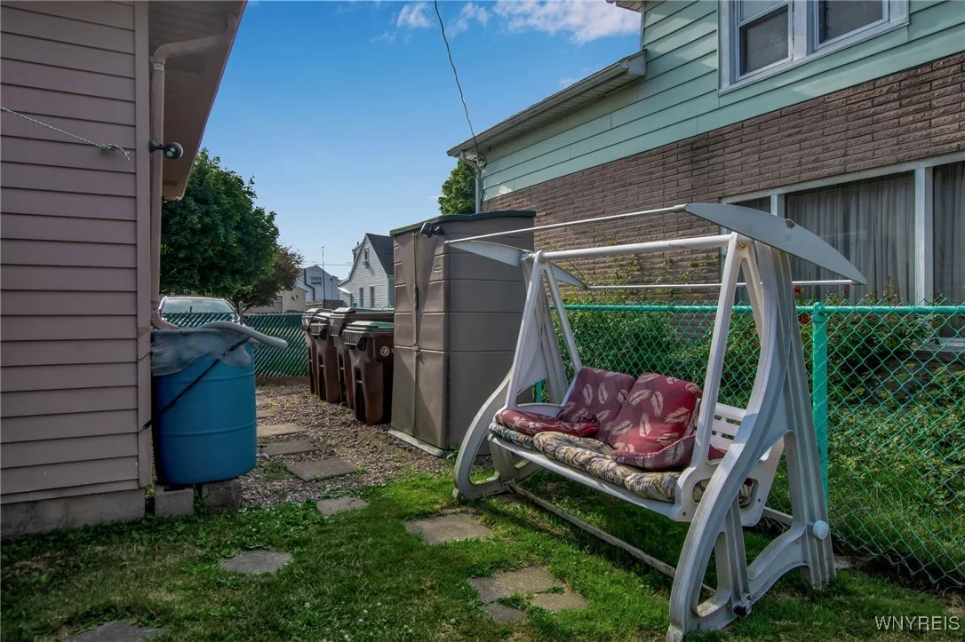 280 Currier Avenue, Cheektowaga, New York 14212, Cheektowaga, New York 14212, 2 Bedrooms Bedrooms, 5 Rooms Rooms,1 BathroomBathrooms,Residential,For Sale,280 Currier Avenue, Cheektowaga, New York 14212,B1620338