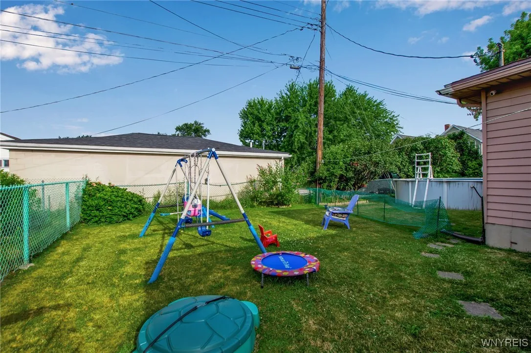 280 Currier Avenue, Cheektowaga, New York 14212, Cheektowaga, New York 14212, 2 Bedrooms Bedrooms, 5 Rooms Rooms,1 BathroomBathrooms,Residential,For Sale,280 Currier Avenue, Cheektowaga, New York 14212,B1620338