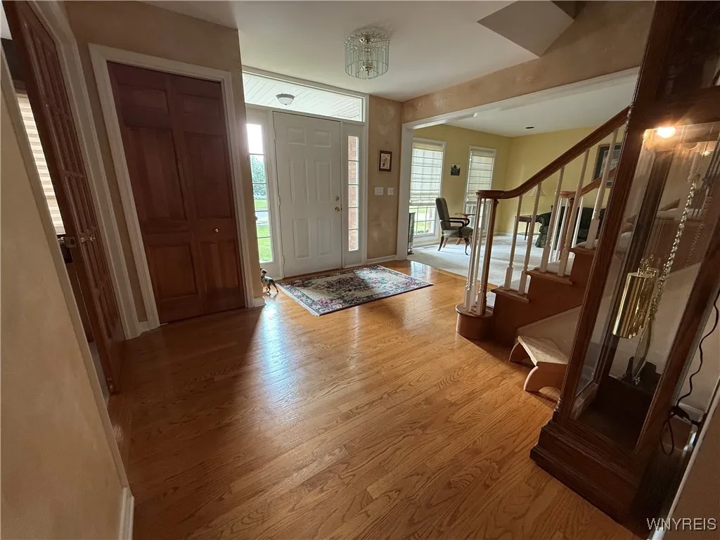 26 Forestglen Circle, Amherst, New York 14221, Amherst, New York 14221, 4 Bedrooms Bedrooms, 9 Rooms Rooms,2 BathroomsBathrooms,Residential,For Sale,26 Forestglen Circle, Amherst, New York 14221,B1621645